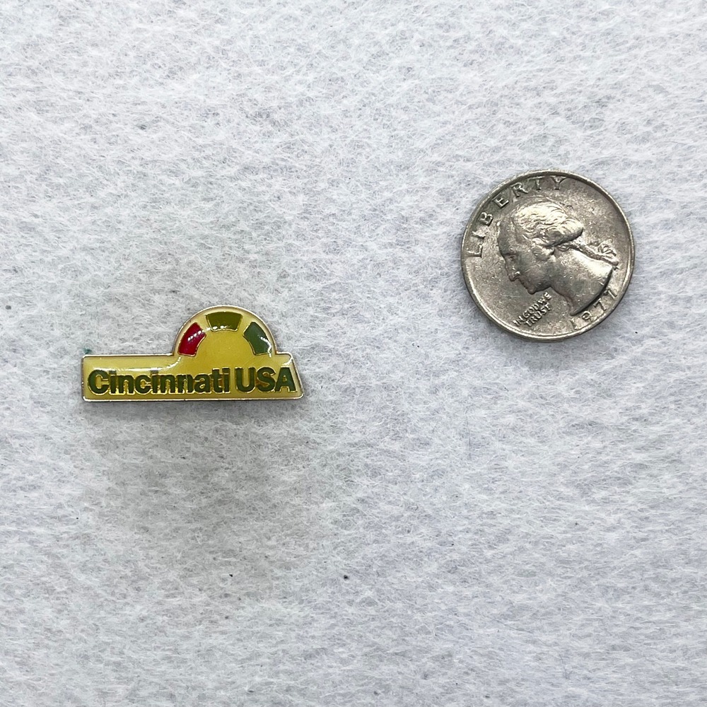🔮 5/$25 Vintage Cincinnati USA Pin - Picture 2 of 3